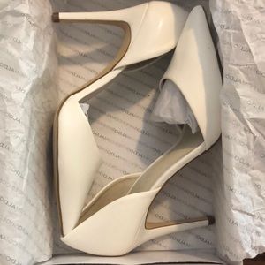Aldo White patent genuine leather 4 in. stiletto